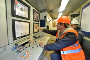 Более 100 объектов метро строится в Москве