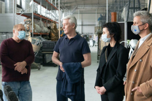 Открытие единого склада для хранения театрального реквизита и музейных фондов. С. Собянин, Д. Бертман, К. Богомолов и И. Райхельгауз