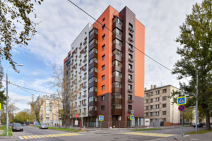 Дом по реновации с ярким фасадом ввели в районе Даниловский