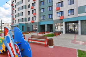 Порядка трех тысяч человек переехали по реновации в Новой Москве