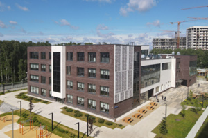 Собянин осмотрел строящиеся школу и детский сад в Коммунарке