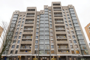 Три дома на 388 квартир ввели по реновации в СВАО в октябре