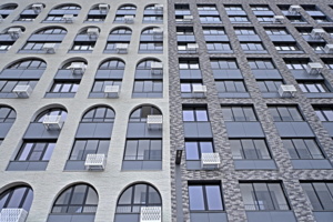 Дом по программе реновации построят на улице Каспийской