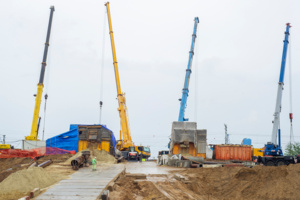 Более 400 проверок прошло на дорожных стройках Москвы с января