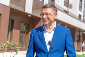 Новые школы-гиганты