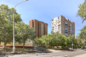 Первый дом расселили по реновации в районе Лефортово