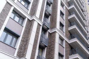 Более 2 тыс. жителей САО получили новые квартиры по реновации с начала года