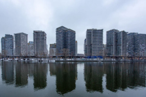 Фасад жилого комплекса FORIVER на Симоновской набережной почти готов