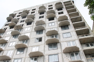 В корпусе №3 проблемного ЖК «Воскресенское» завершена кладка внешних стен