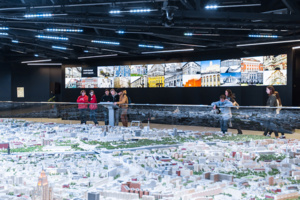 Павильон «Макет Москвы» посетили около 3 тыс. воспитанников городских летних лагерей с июня