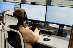 Среднее время ожидания ответа специалиста ЕКЦ снизилось почти в два раза