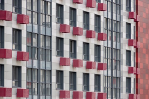 Жильцы 10 старых домов в районе Восточный переехали по реновации