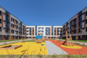 Еще три жилых корпуса построили вблизи деревни Яковлево по проекту КРТ