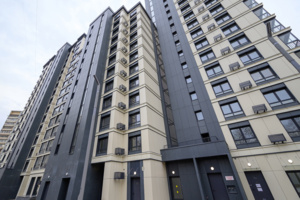 Жильцы двух старых пятиэтажек начали переселение по реновации в Котловке