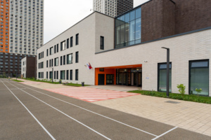 Владимир Ефимов: в Южном Медведкове построили два образовательных объекта в 2025 году