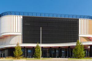 В Некрасовке построили крупный торгово-развлекательный центр