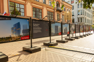 Фотовыставка о программе КРТ открылась на Арбате