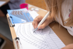 Мастер-классы по живописи и созданию архитектурных макетов провели для детей в рамках форума «Москва 2030»