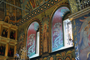 В декабре ввели в эксплуатацию храм на Привокзальной площади у станции Бутово