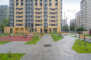 Свыше 200 горожан начали переезд в новостройку по реновации на Заречной улице