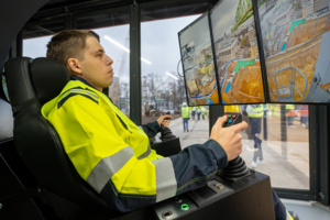 В Москве начали внедрять систему дистанционного управления строительными кранами