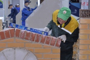 Почти 40 строительных компаний Москвы приняли студентов на практику