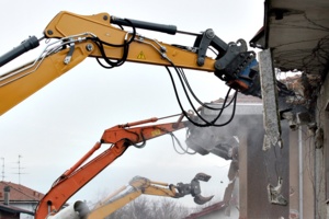 Почти 130 самостроев снесли на севере столицы за девять месяцев