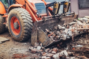 Четыре пятиэтажки «первой волны» расселения снесут до конца года