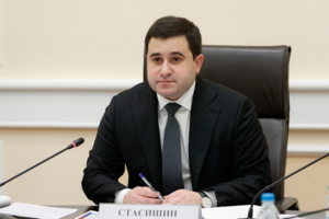 Онлайн о стройке: и.о. министра рассказал, как будут спасать рынок жилья