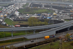 Движение по всей ЦКАД планируется запустить летом