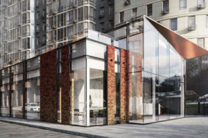 Центр продаж в ЖК Level Причальный украсят стеклянные витражи