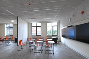 13 детсадов и восемь школ в Москве построят на средства инвесторов