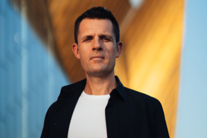 «Речь не просто о живописи, а о чем-то большем»: Сергей Кузнецов – о своей ипостаси художника