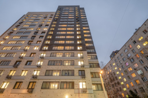 Участники программы реновации заключили первые договоры на квартиры в новом доме на улице Лавочкина